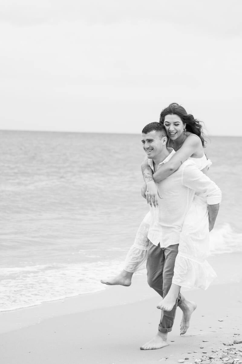 coppia sposi engagement session lungomare San Benedetto del Tronto