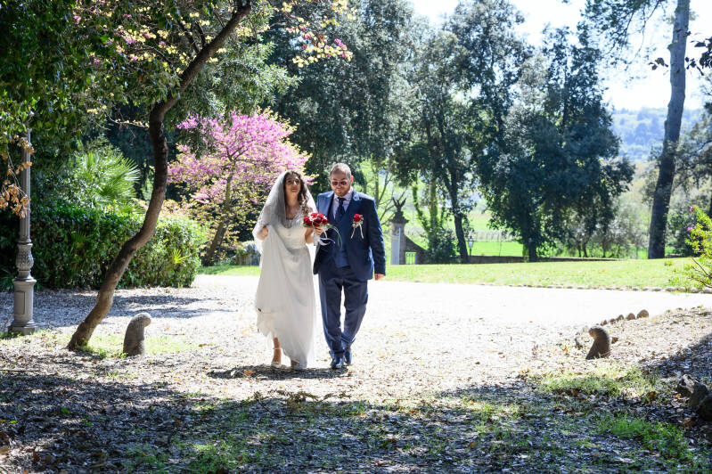 ritratto sposi giardino Villa Boccabianca San Benedetto del Tronto