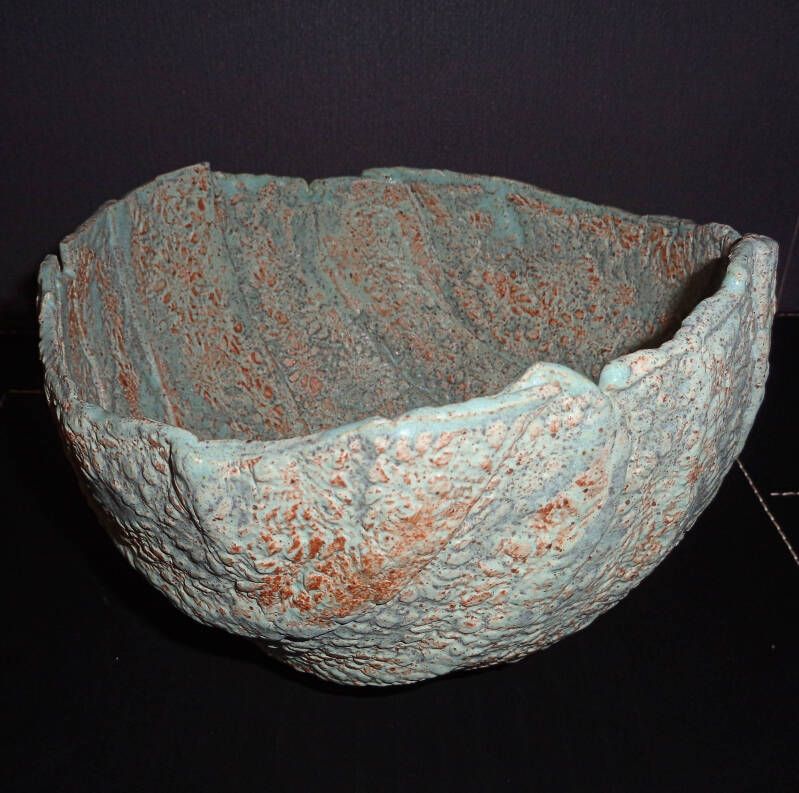 Ceramic, Semi-functional, Bowl, Texture, Stoneware, Copper glaze, Liminal