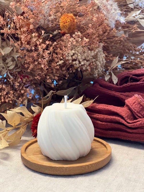 Petite Mila Les sculpturales