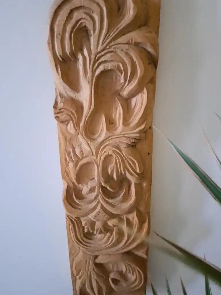 Vertical Floral Ornament – Wooden Decorative Column
