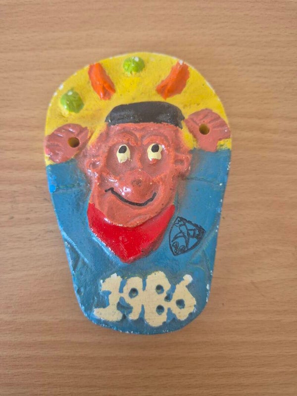 1986 Insigne Strienestad