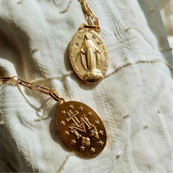 xxxx necklace