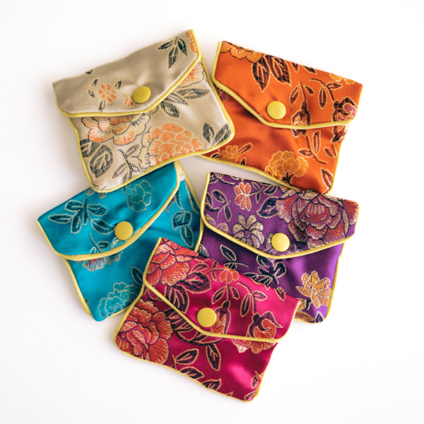 ZIPPER POUCH