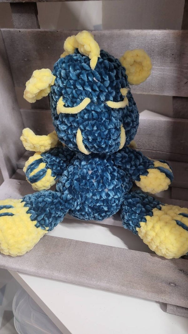 Kleiner Drache Petrol Gelb  Höhe 20 cm