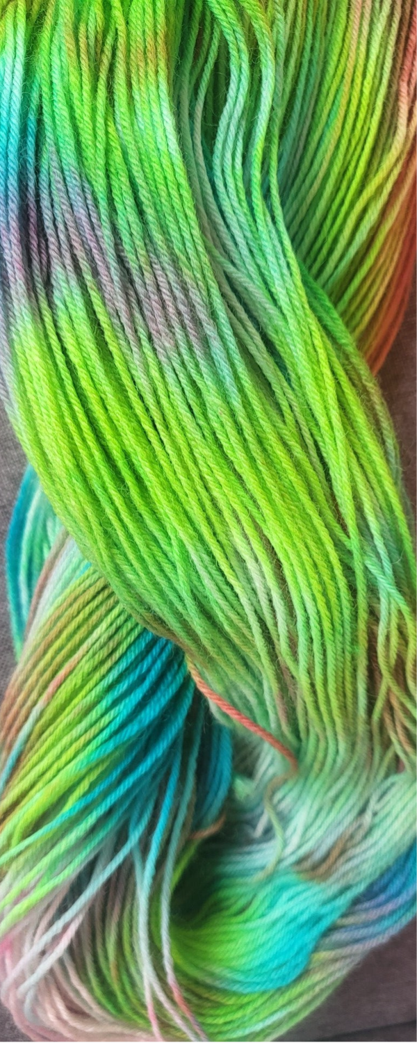 Wollzauberhand Grüne Wiese