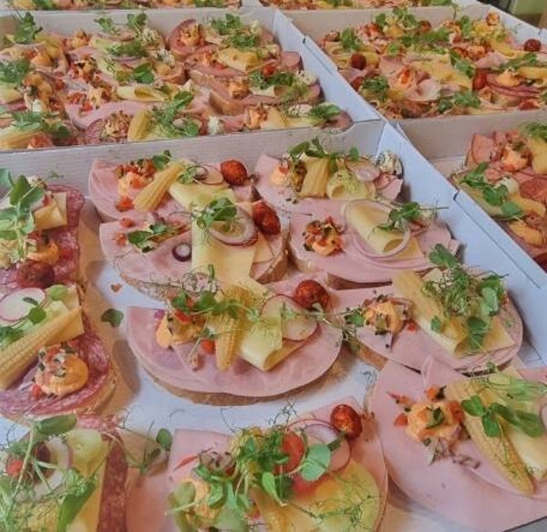 Frisch belegte Brötchen vom Schwaigerwirt