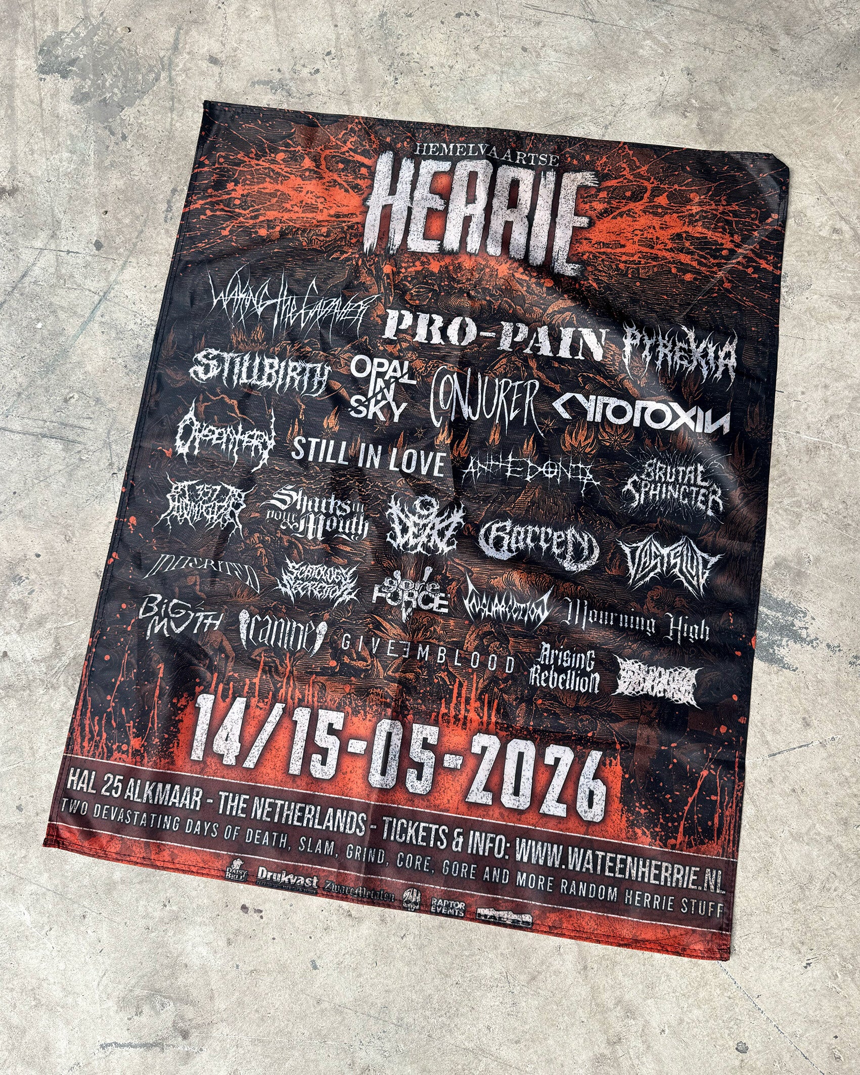HERRIE LINE-UP VLAG