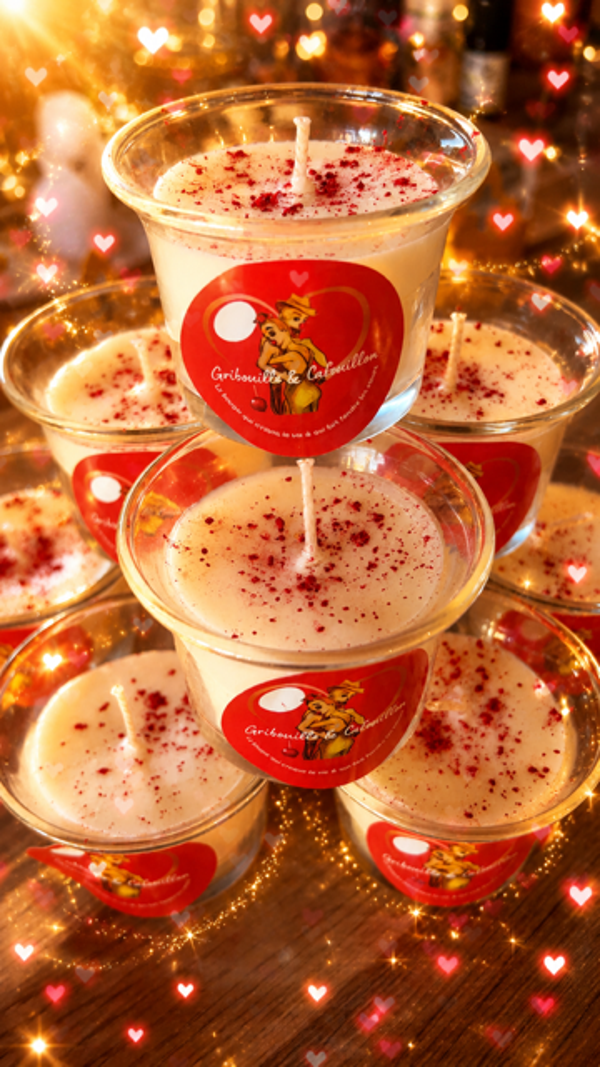 Bougie pomme d'amour (faite maison avec amour) à la cire de soja, mèche de coton bio et parfum de grasse pomme d'amour