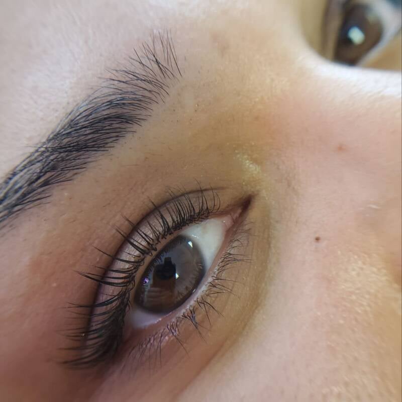 Lash lift and tint