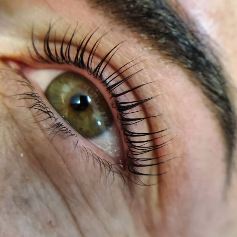 Lash lift and tint and brow shape and tint