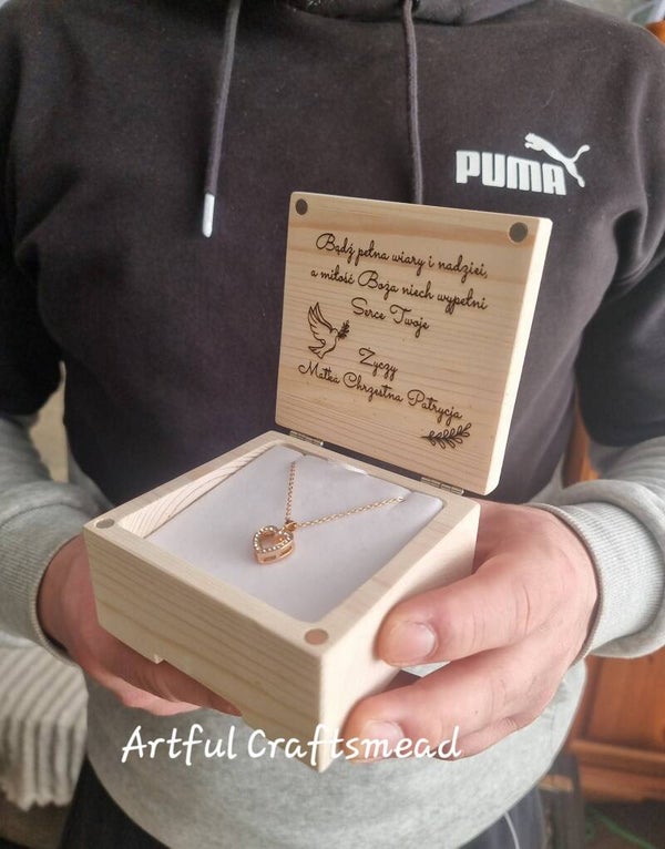 Personalized Wooden Keepsake Box for Baptism, Communion or Wedding – Custom Engraving & Necklace Holder, Personalizowane pudełko z drewna na chrzest, komunię lub ślub – z grawerem i miejscem na łańcuszek