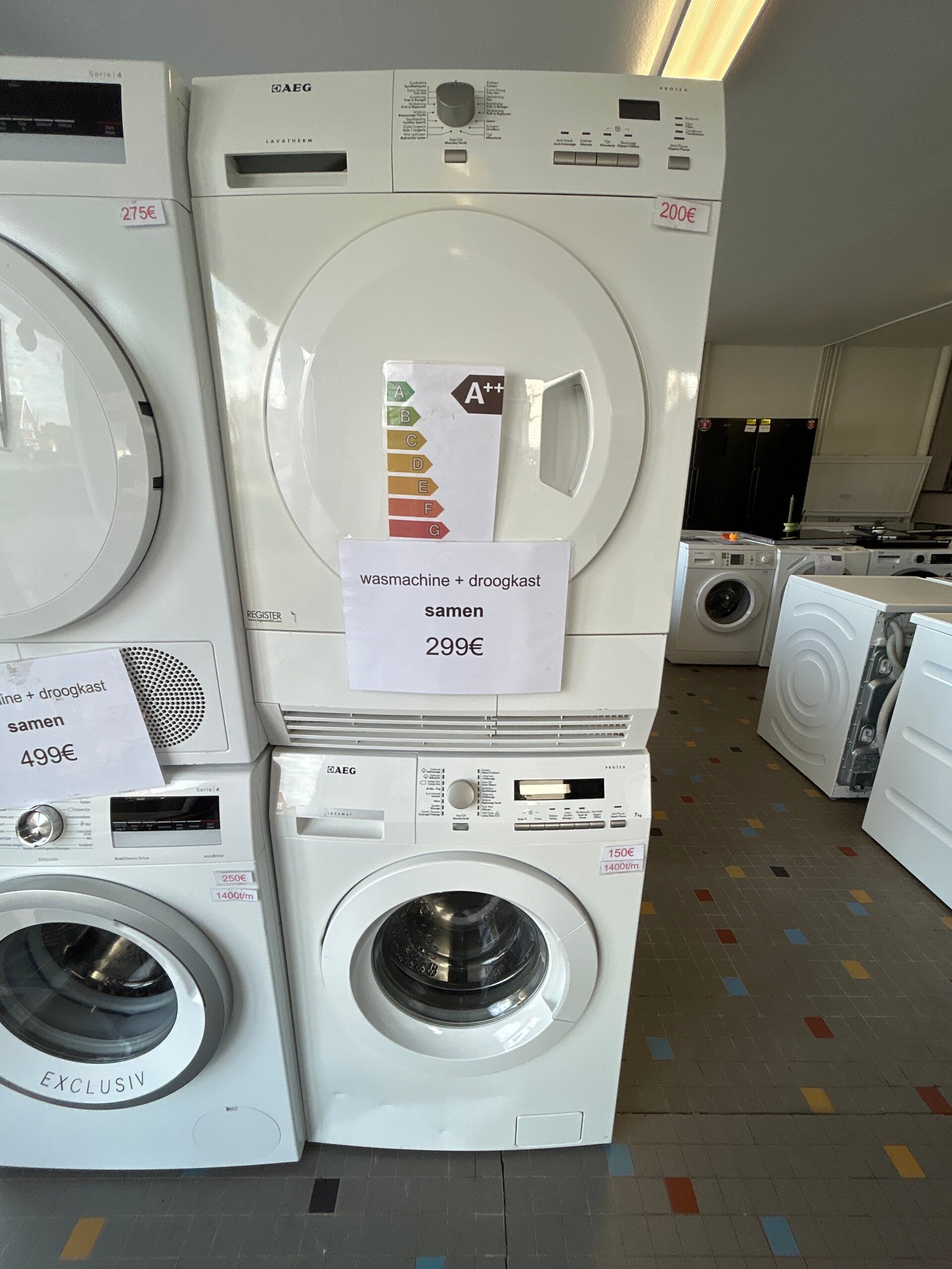 Wasmachine en droogkast van Aeg