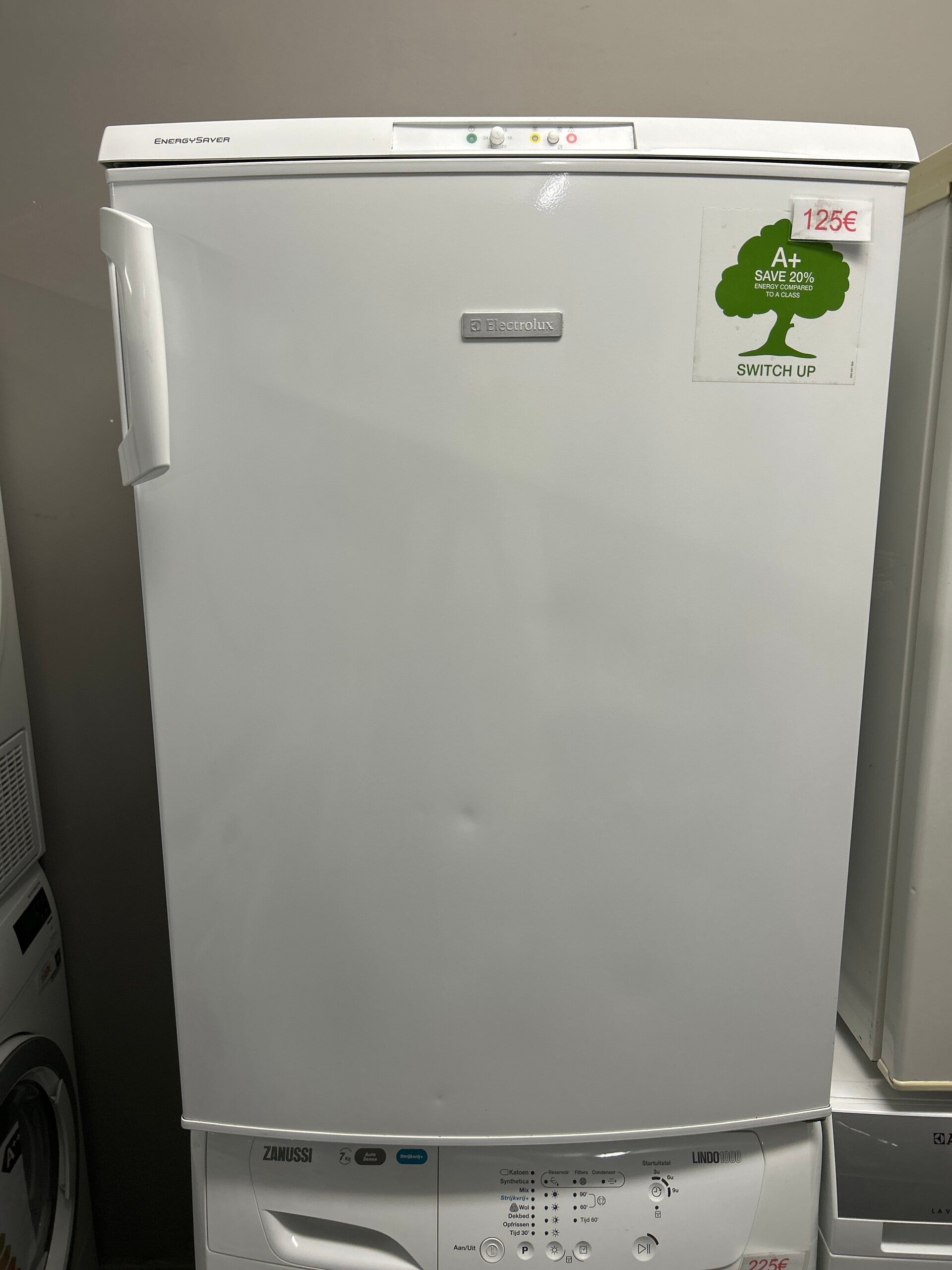 Diepvries Electrolux  - 60 cm breed - 60 cm diep - 85 cm hoog - 110 L