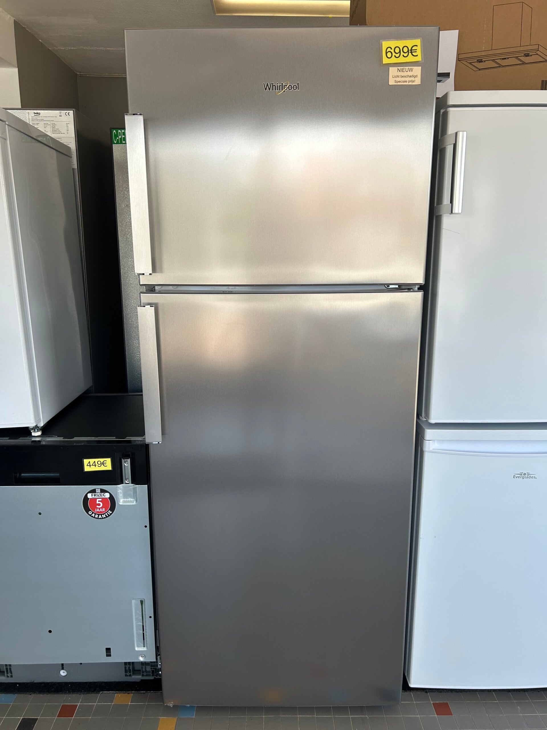 Nieuw licht beschadigd - Koel-vriescombinatie Whirlpool - 70 cm breed - 180 cm hoog - 2 jaar garantie