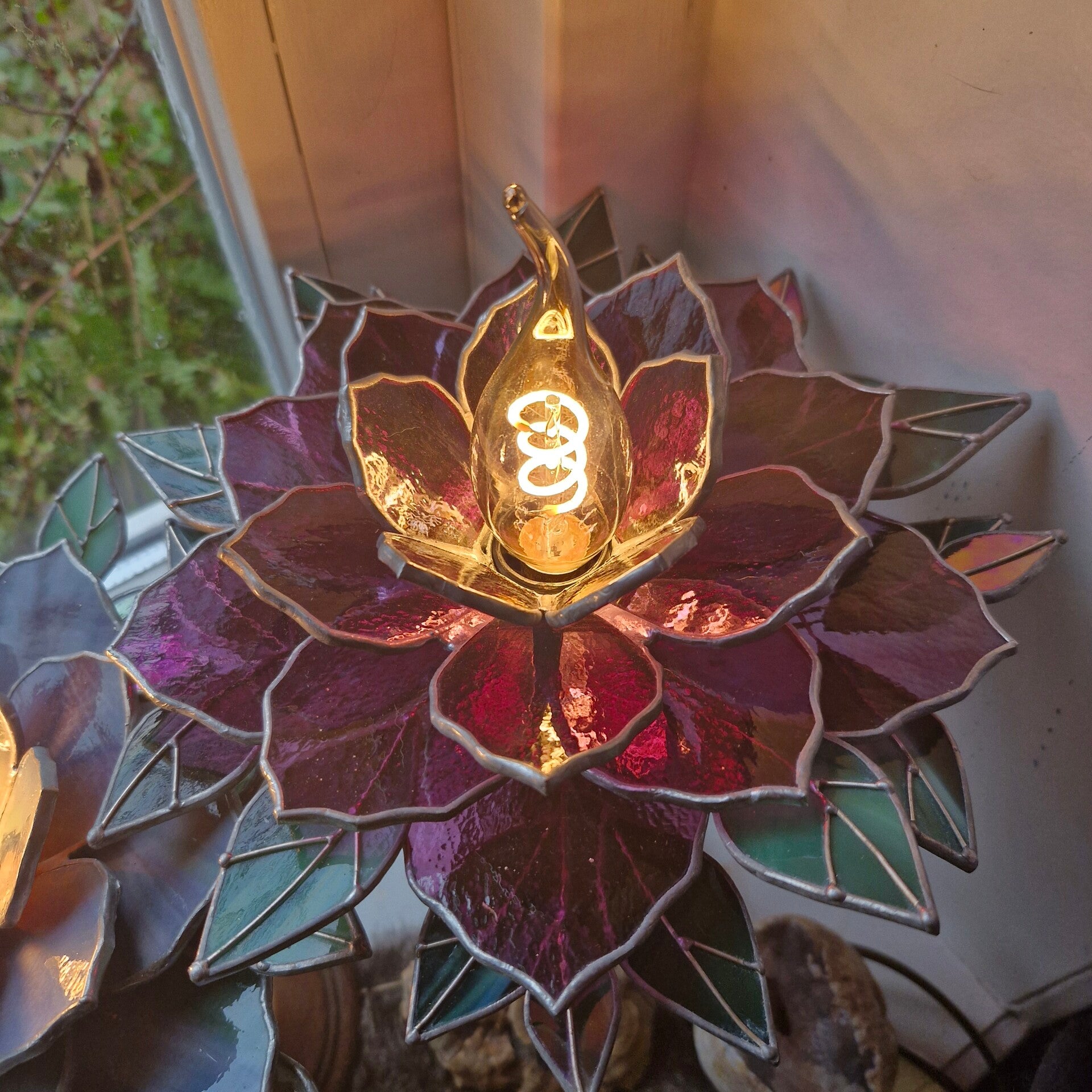 Flower lamp - purple and fuchsia