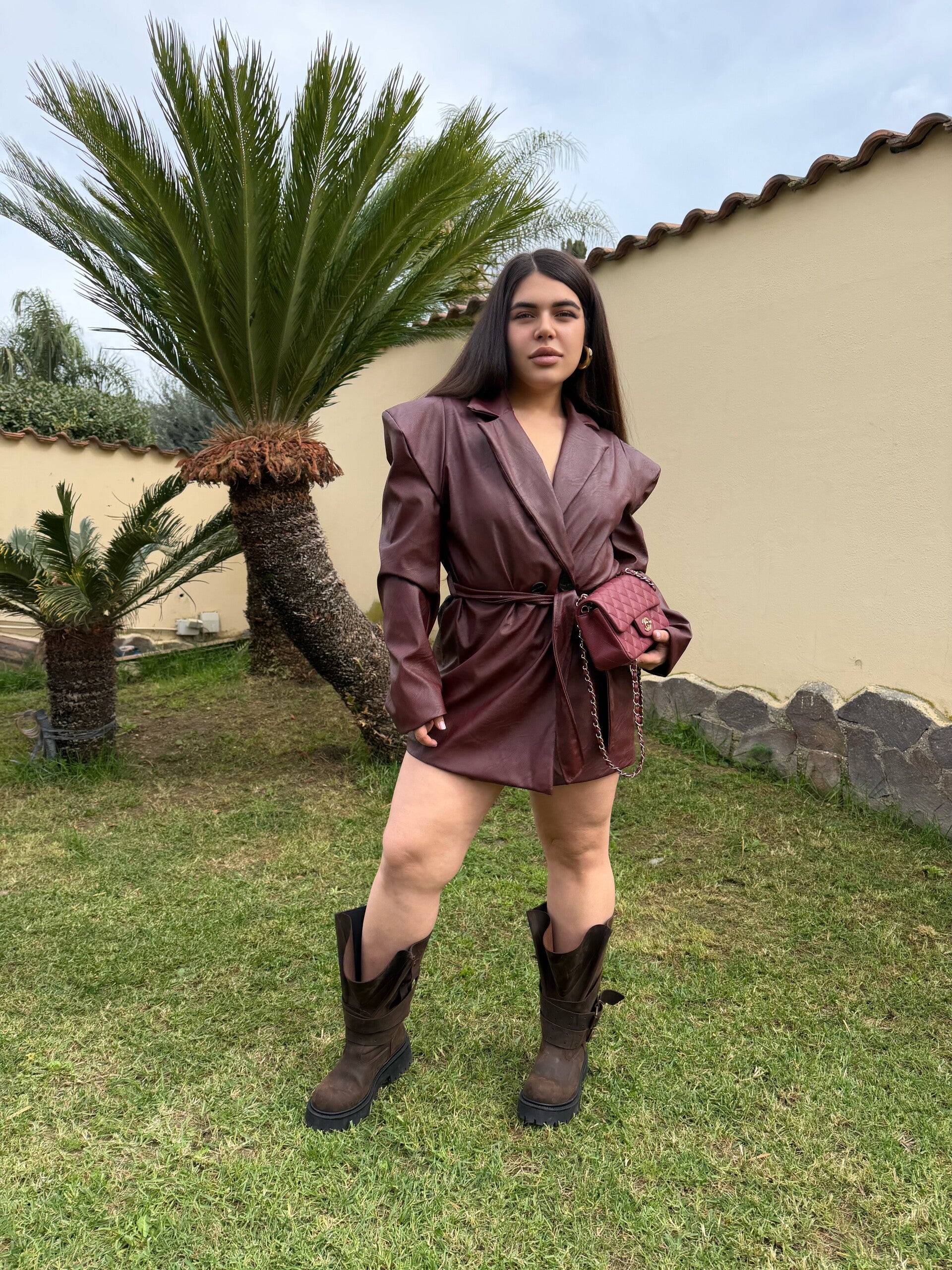 Blazer Bordeaux Elegante con Cintura