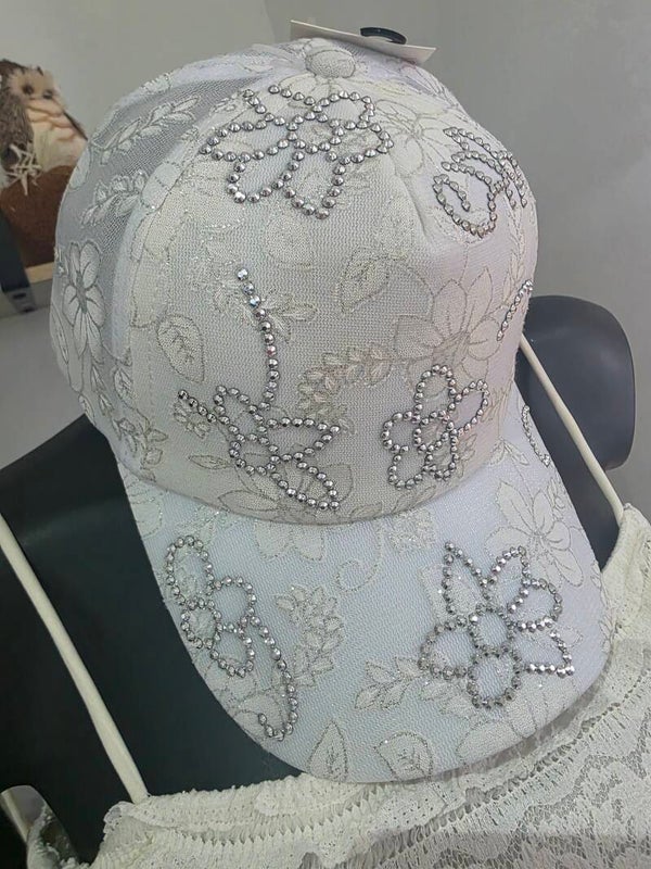 Casquette fleur et strass