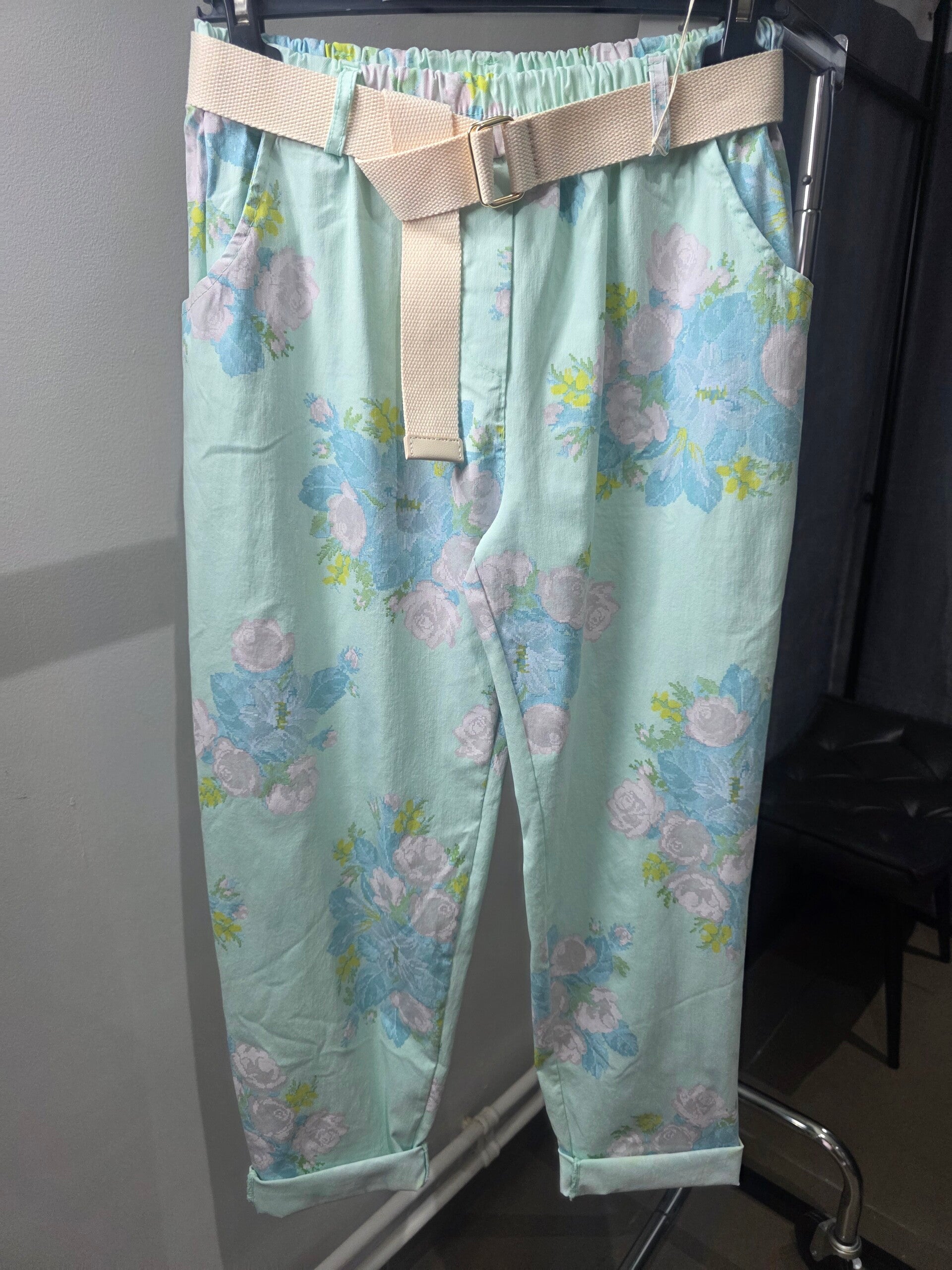 Pantalon fleurie pastel