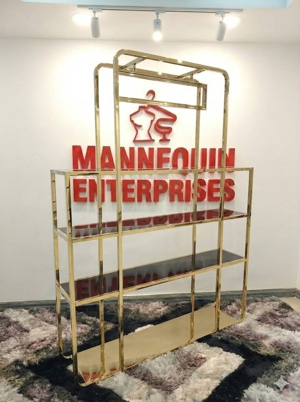 4-Tier Gold Display Shelf – Luxury Retail & Home Decor Fixture