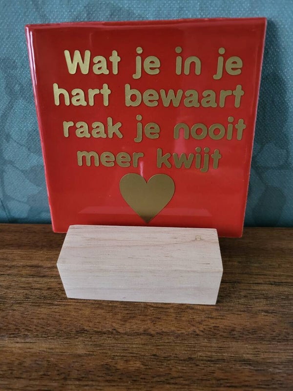 Wat je in je hart bewaart rood