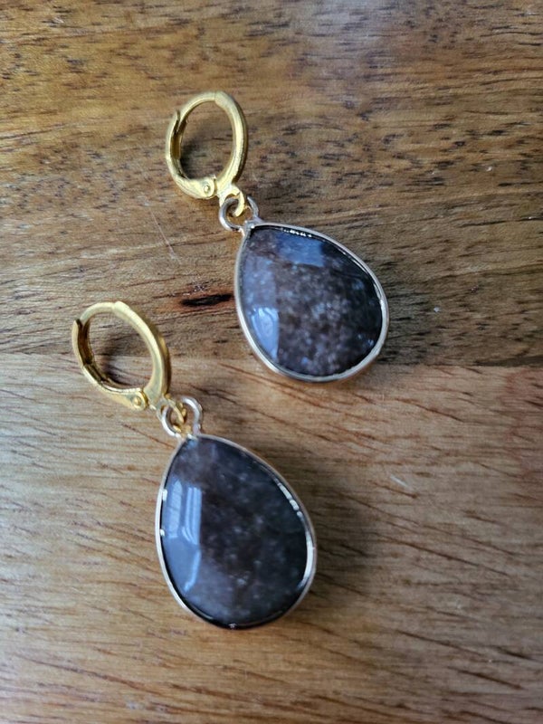 Oorbellen natuursteen