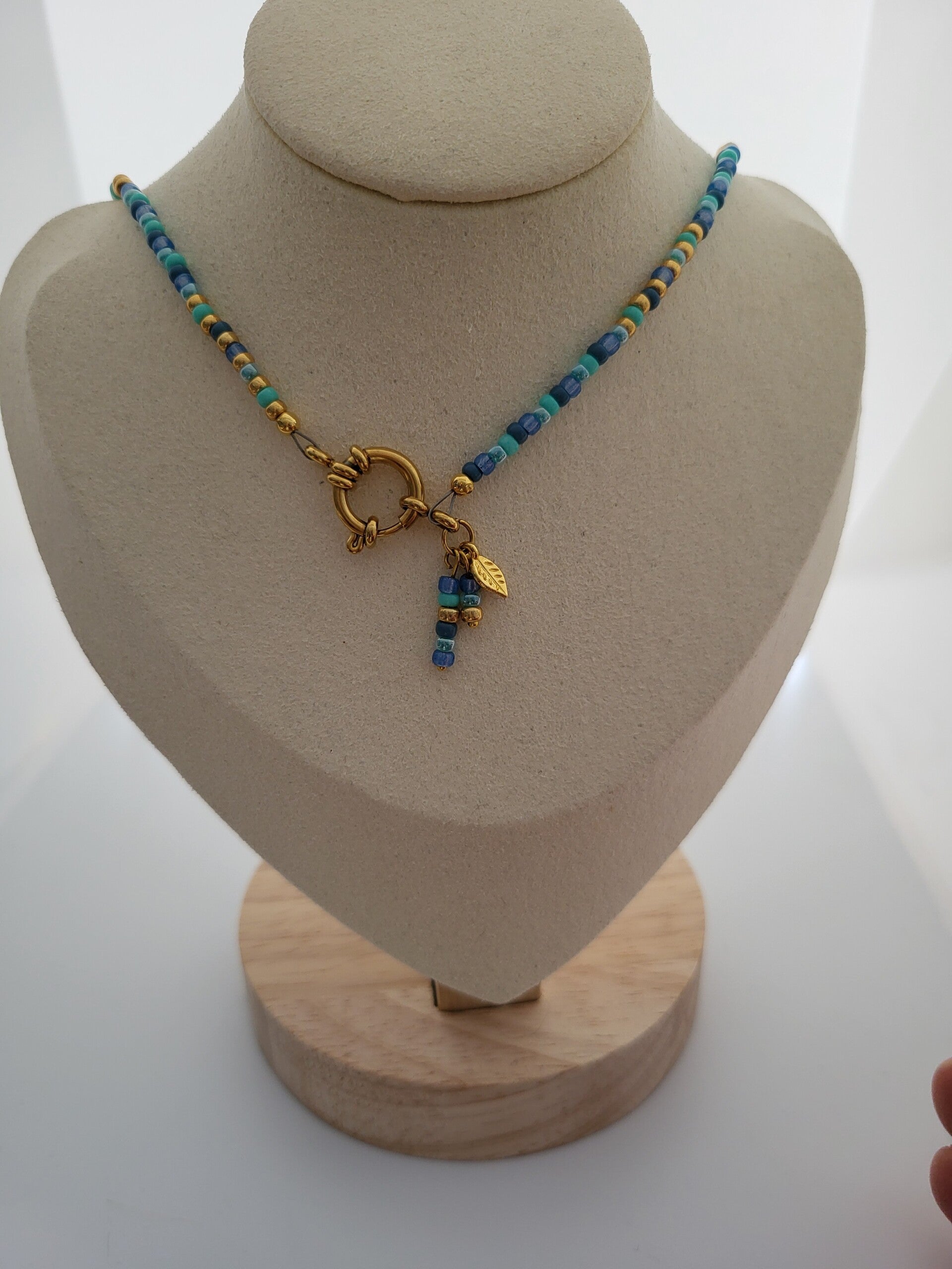 Ketting 41cm met boeislot en bedeltjes