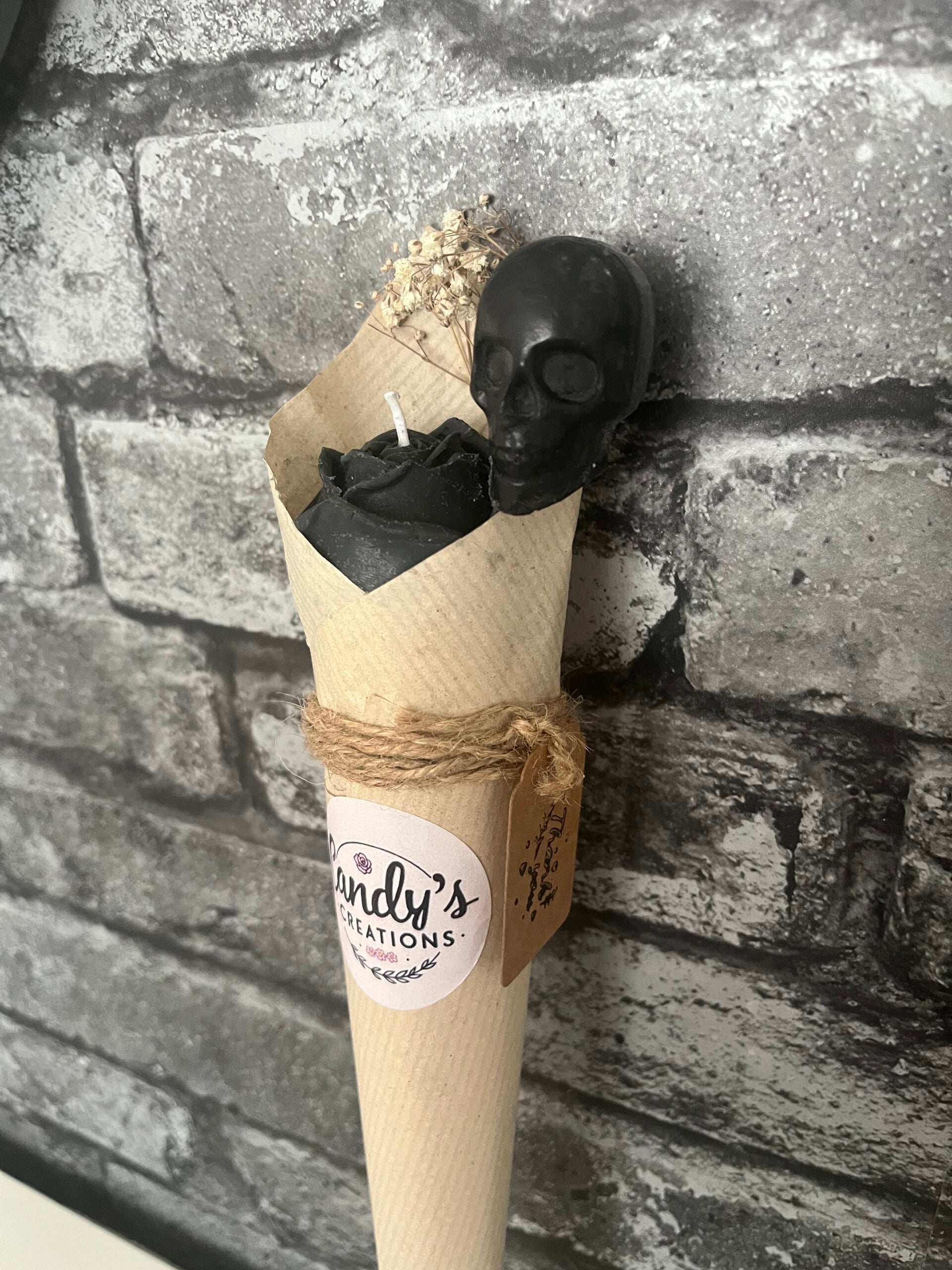 ‘Thanks A Bunch’ Single Rose Drip Candle & Jumbo Skull Melt Bouquet Gift Set