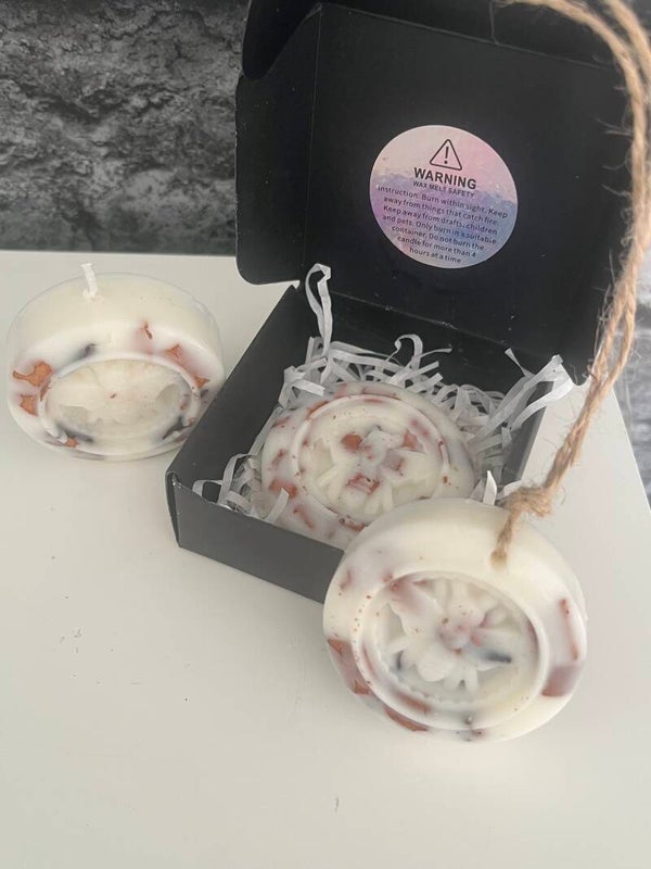 'Bee Kind' Protect & Heal Coco Butter, Cinnamon & Clove Natural Soy Aroma Sachet, Candle & Jumbo Melt Set