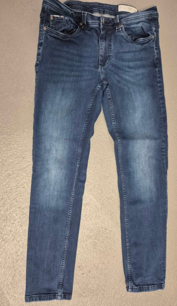Jeans Gr. 34/32