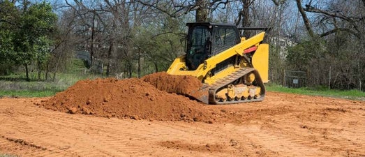 how-to-grade-with-a-bucket-standard.jpg
