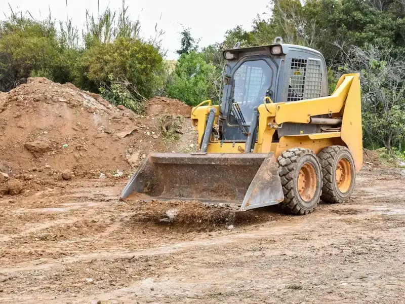 skid-steer-construction-dirt-1-standard.webp