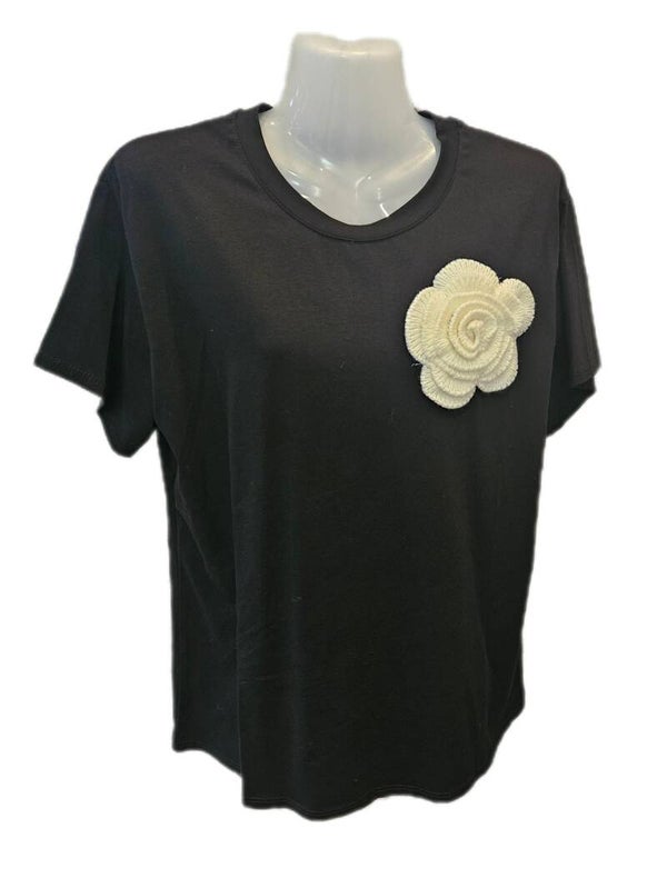 369-SH  Shirt met gehaakte bloem