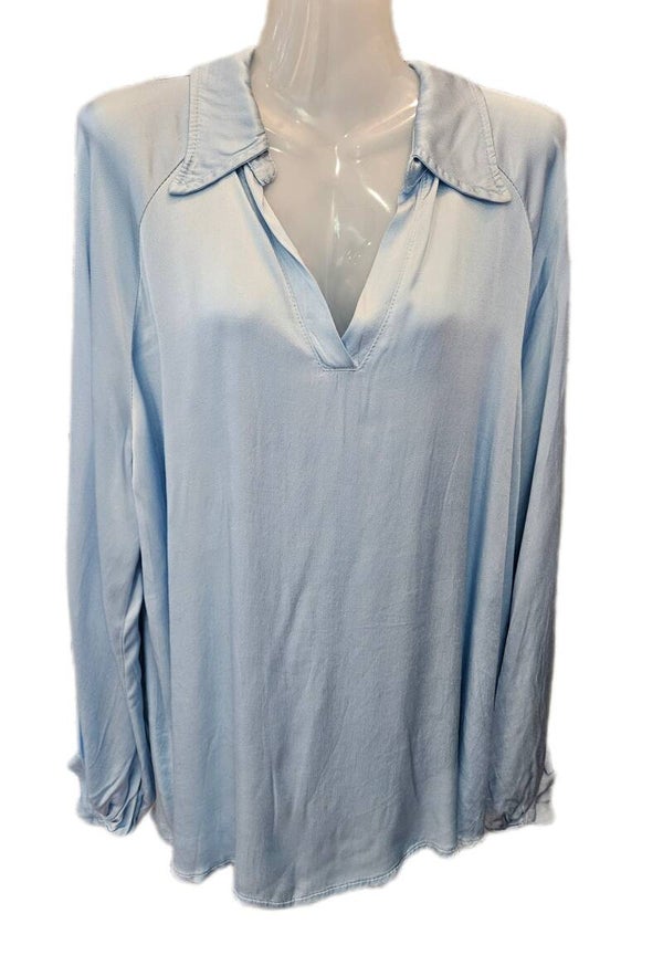 979-BL  Satijnen blouse