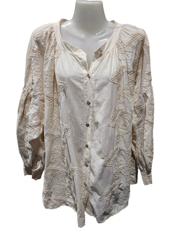 992-BL  Blouse broderie