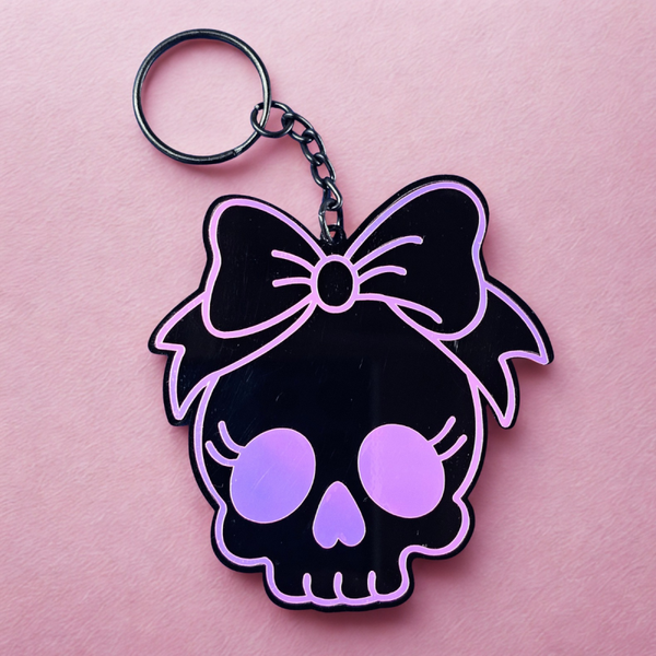 Girly Skull Keychain – Pink‑to‑Purple Chrome Edition