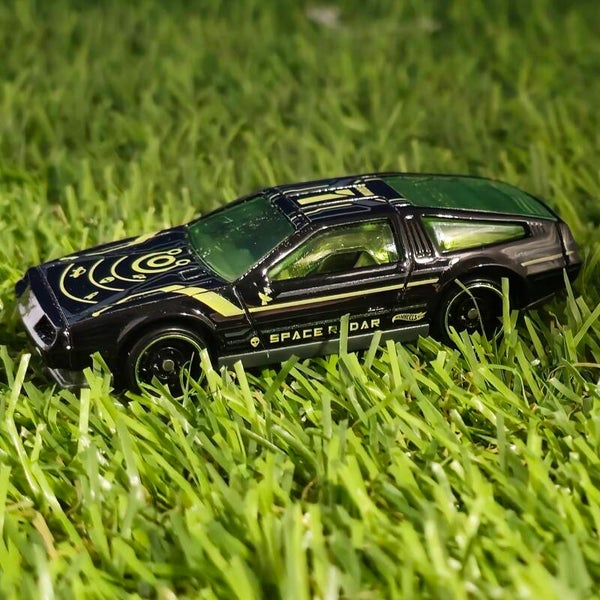 Hot Wheels Delorean Space Radar Mystery Mode, RARE 2009