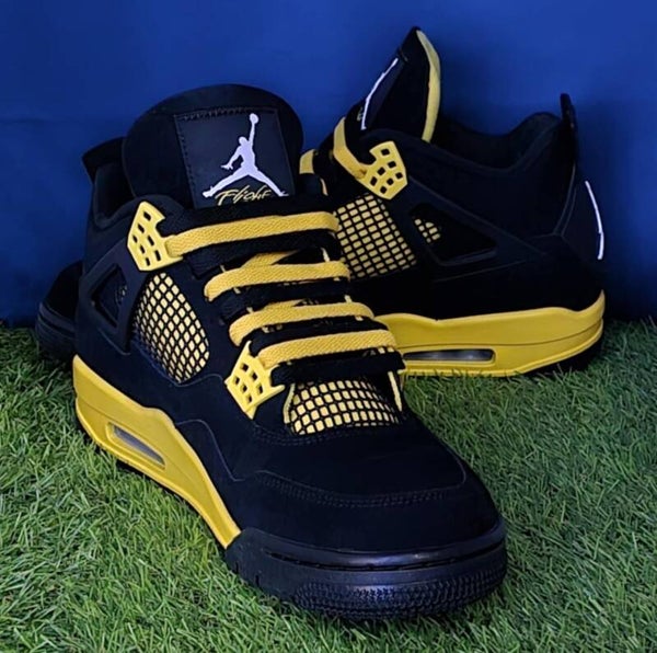 Jordan 4 Retro Thunder