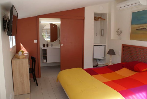 Réservation 7 nuitées  base E 2 personnes : "Chez mon cousin Marius"
