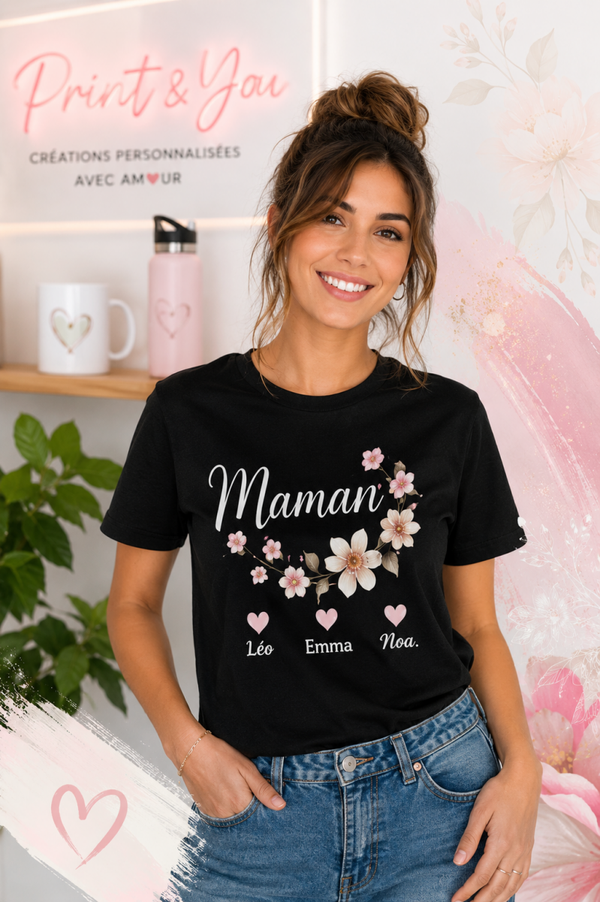 Tee-shirt fleuri “Maman” personnalisé 🌸