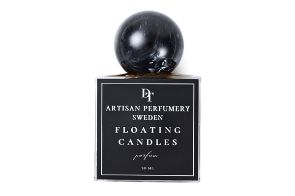 Dark tales floating candles