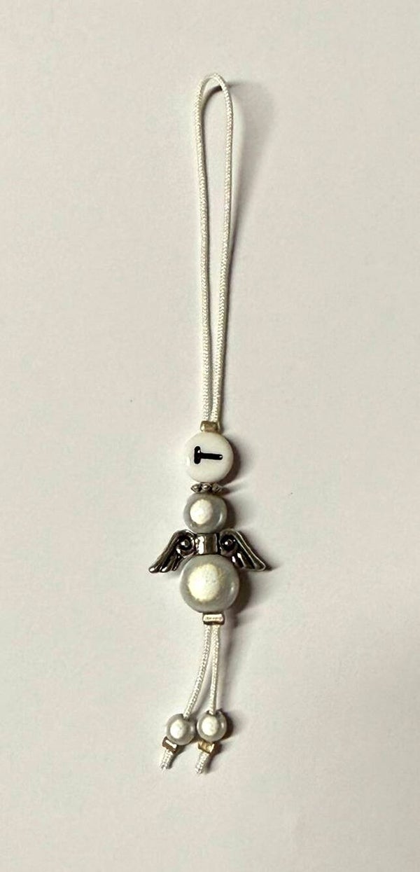 Gigi Angel met initiaal