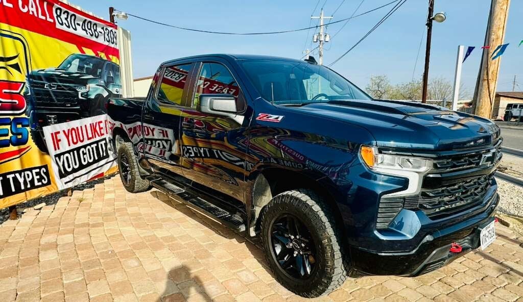 2022 Chevrole Silverado Trail Bass