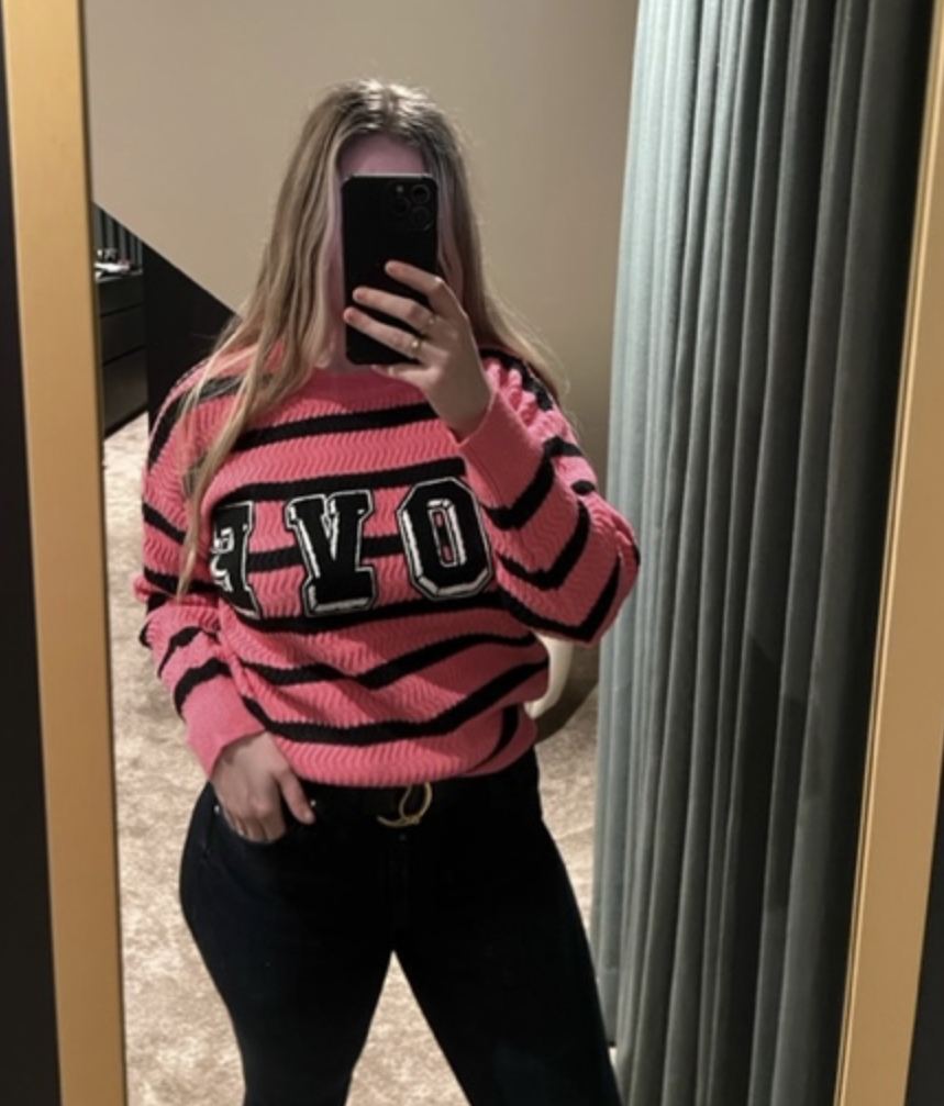 Love Sweater - Pink