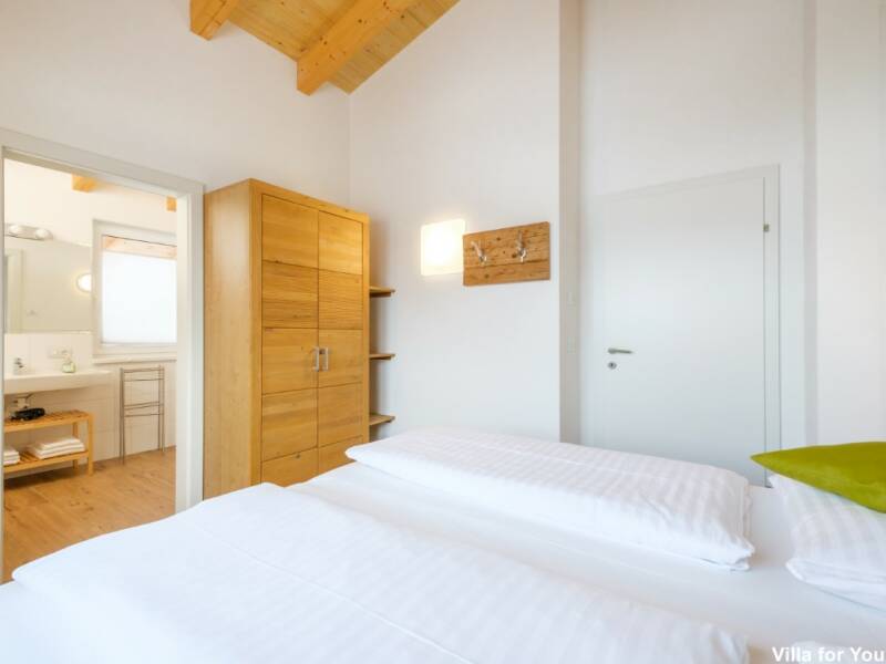 Slaapkamer 2 en Badkamer 2