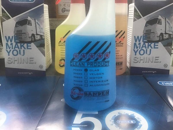 glas reiniger ki-jo  in handige spray fles van 650 ml nerta lm  30