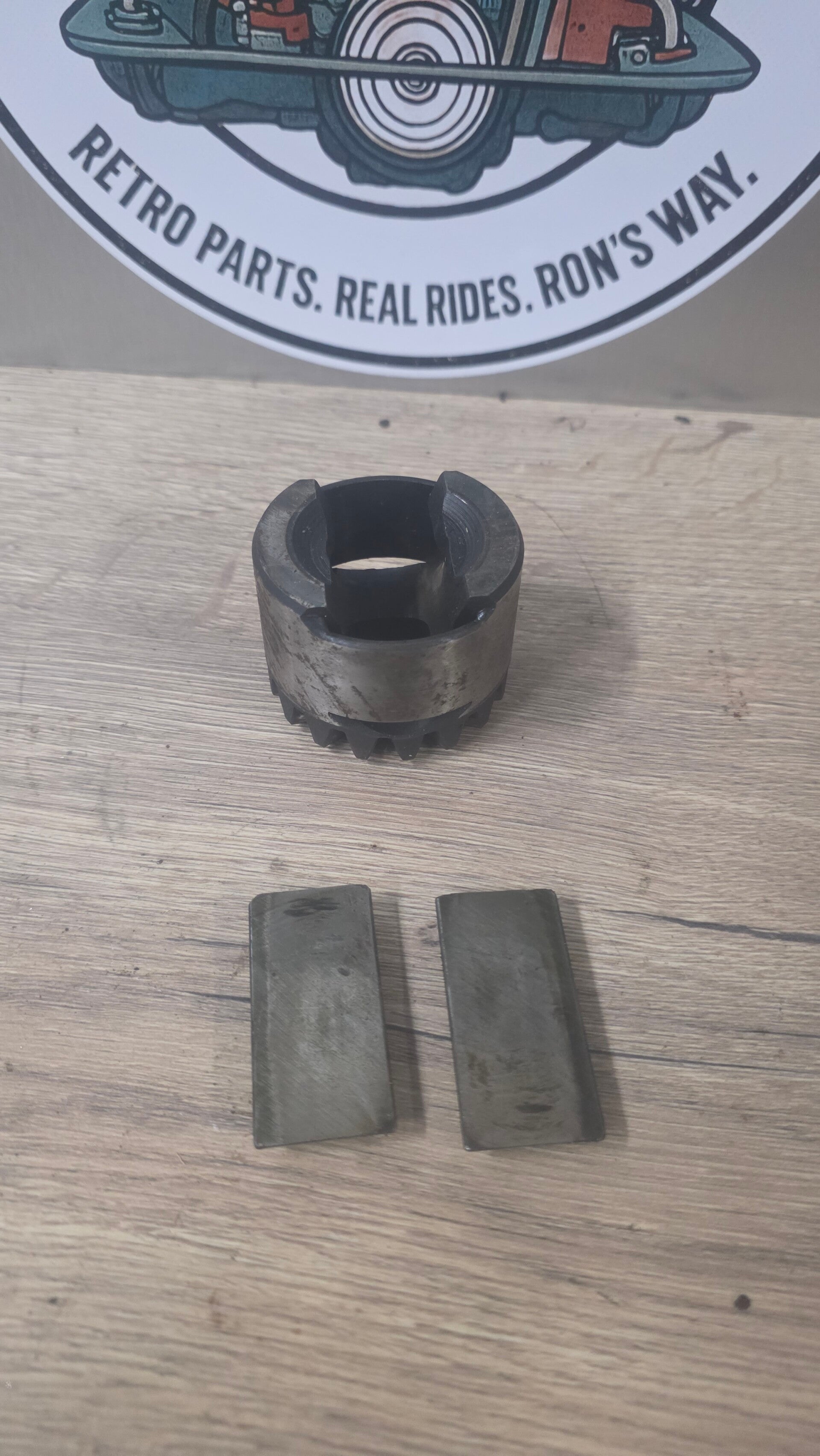 Classic beetle swing axle gearbox side gear