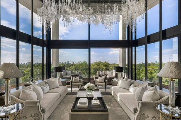 LONDON'S FINEST PENTHOUSE