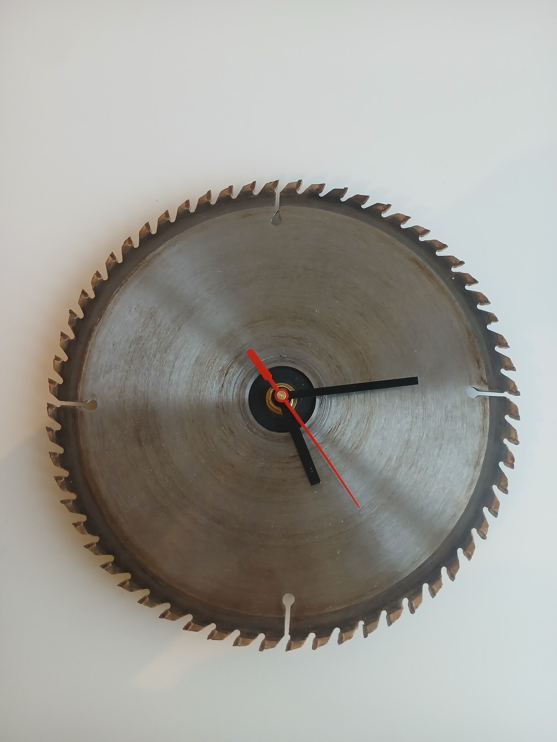 Saw Clock