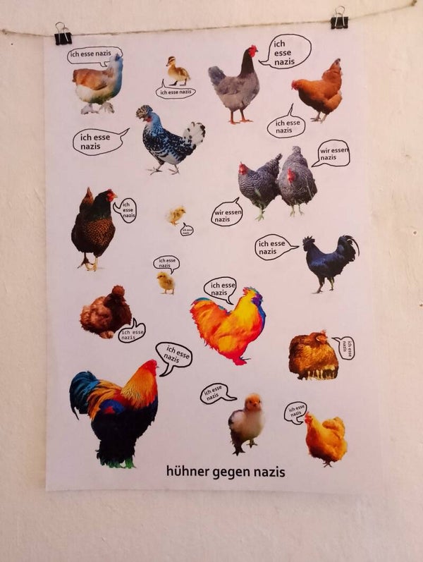 Hühner gegen Nazis - Poster